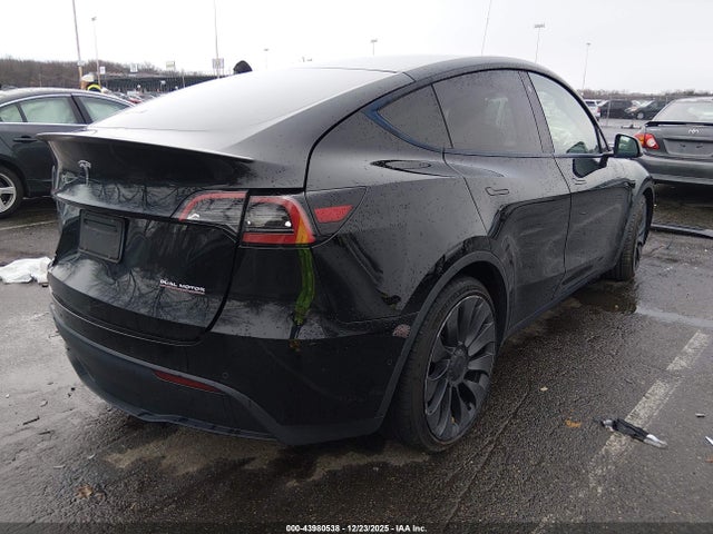 43980538 :رقم المزاد ، 7SAYGDEF2NF380201 vin ، 2022 Tesla Model Y Performance Dual Motor All-wheel Drive مزاد بيع