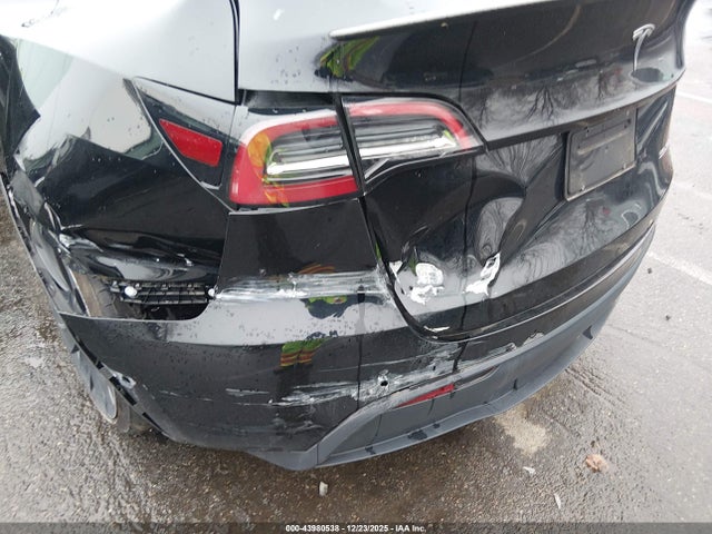 43980538 :رقم المزاد ، 7SAYGDEF2NF380201 vin ، 2022 Tesla Model Y Performance Dual Motor All-wheel Drive مزاد بيع