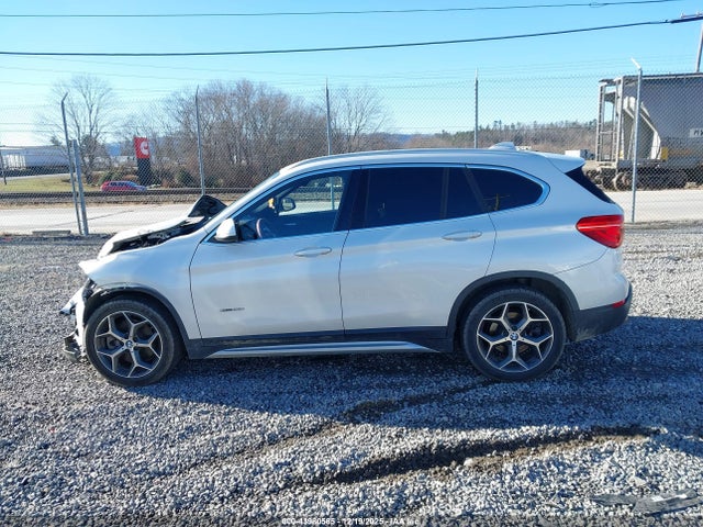 BMW X1 Xdrive28i 2018 WBXHT3C36J5F89745 Image 14