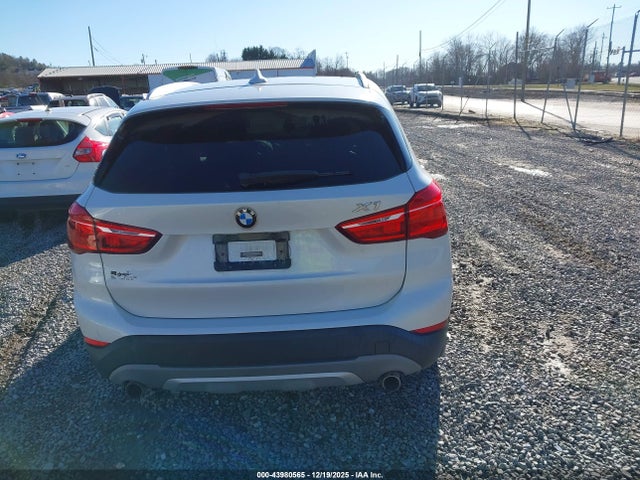BMW X1 Xdrive28i 2018 WBXHT3C36J5F89745 Image 16