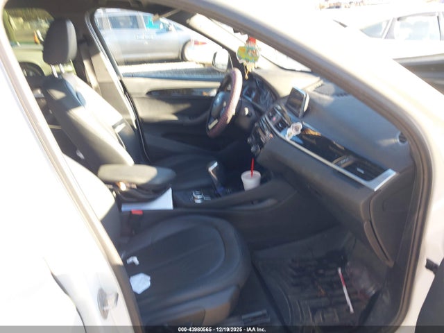 BMW X1 Xdrive28i 2018 WBXHT3C36J5F89745 Image 5