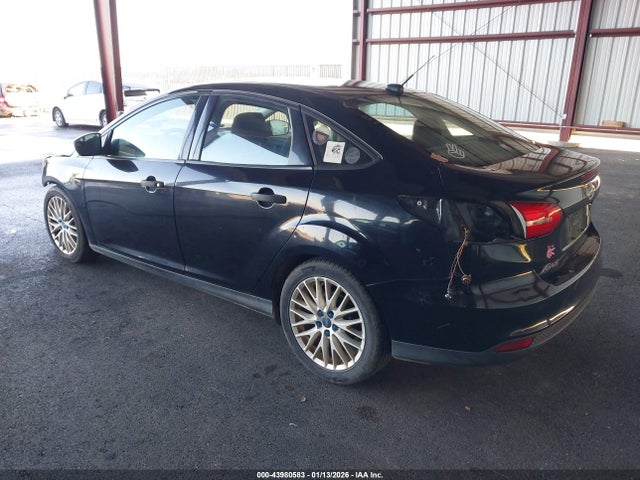 Ford FOCUS S 2016 1FADP3E28GL234586 Image 3