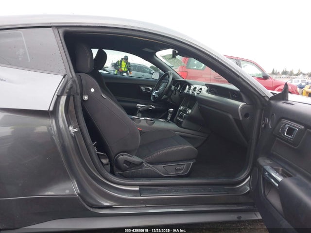 Ford Mustang Ecoboost Fastback 2020 1FA6P8TH1L5183458 Image 5