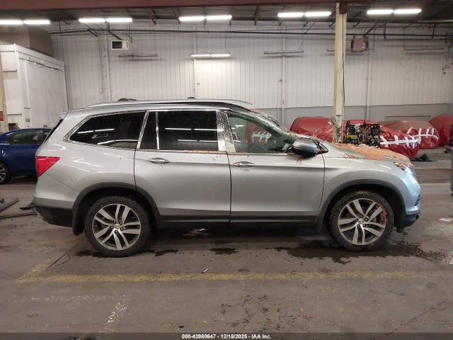 Honda Pilot Elite 2017 5FNYF6H02HB044183 Image 13