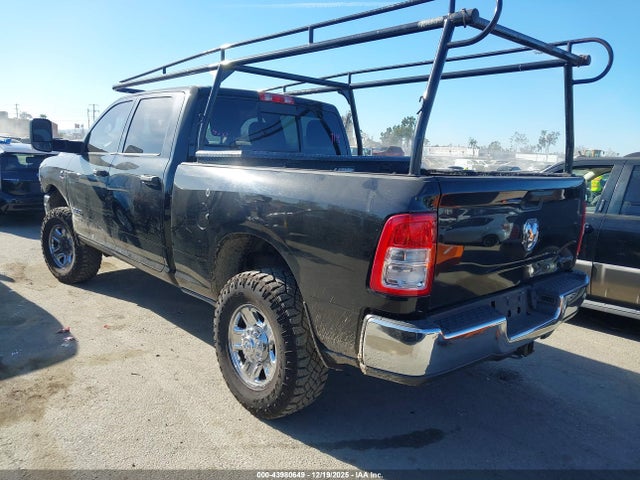 3C6UR5CL9KG576797 RAM 2500 Tradesman 4x4 6&#039;4 Box