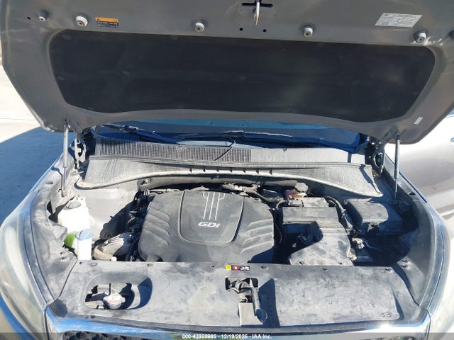 5XYPG4A57JG354623 KIA Sorento 3.3l Lx