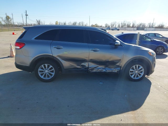 5XYPG4A57JG354623 KIA Sorento 3.3l Lx