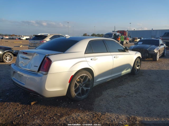 43980685 :رقم المزاد ، 2C3CCAAG9PH616716 vin ، 2023 Chrysler 300 Touring مزاد بيع