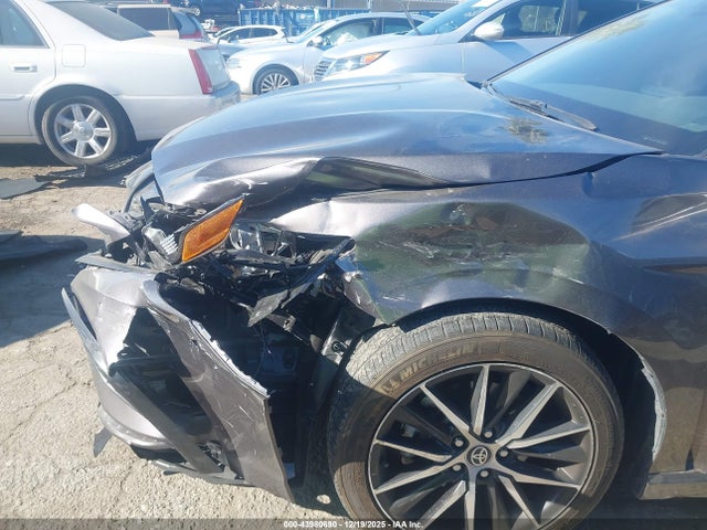 4T1G11AK4RU911080 Toyota CAMRY SE