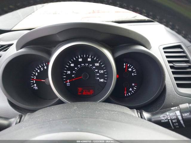 43980703 :رقم المزاد ، KNDJT2A6XD7538664 vin ، 2013 Kia Soul + مزاد بيع