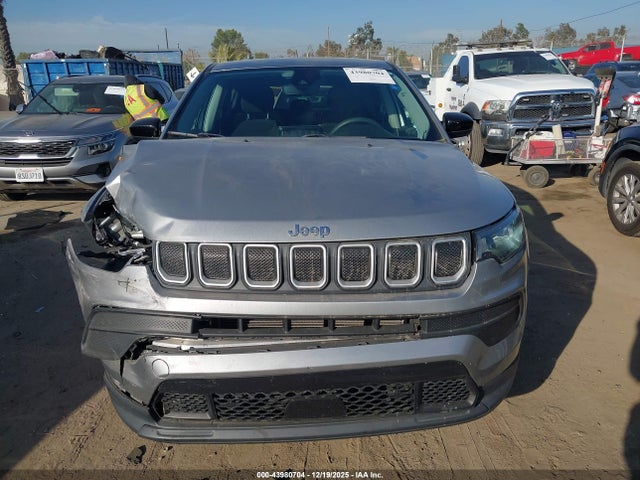 3C4NJCAB7NT136995 Jeep Compass Sport Fwd