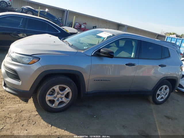 3C4NJCAB7NT136995 Jeep Compass Sport Fwd