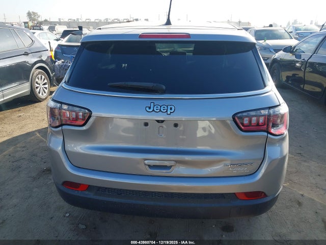 3C4NJCAB7NT136995 Jeep Compass Sport Fwd