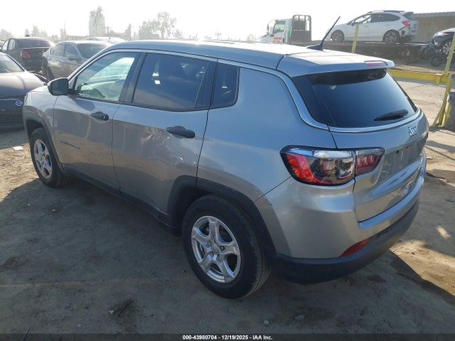 3C4NJCAB7NT136995 Jeep Compass Sport Fwd