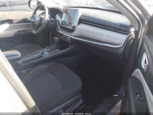3C4NJCAB7NT136995 Jeep Compass Sport Fwd