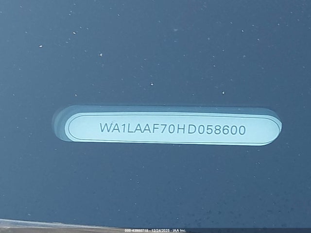 2017 AUDI Q7 WA1LAAF70HD058600 Photo 8