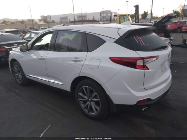 2021 ACURA RDX 5J8TC1H56ML012654 Photo 2