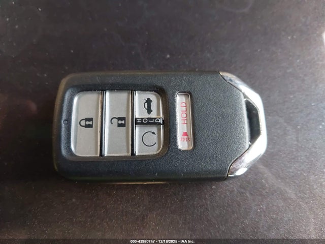 1HGCV1F97JA073163 Honda Accord Touring