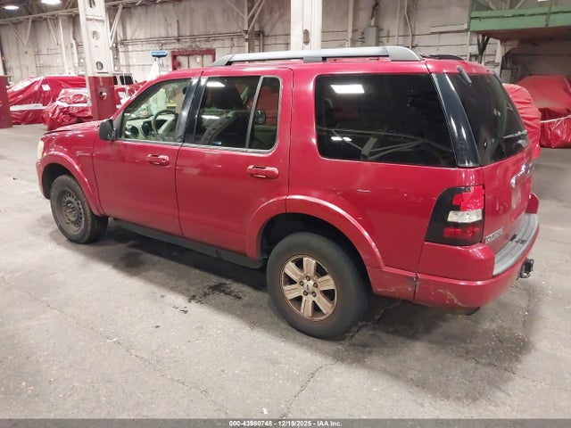 2010 FORD EXPLORER 1FMEU7DE7AUA17683 Photo 2