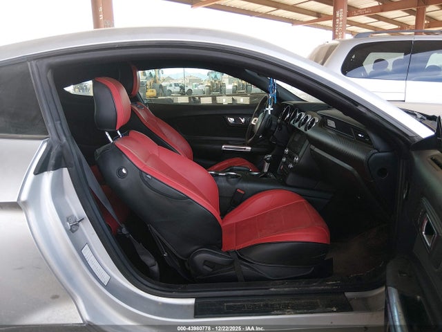 Ford Mustang V6 2015 1FA6P8AM3F5339701 Image 5