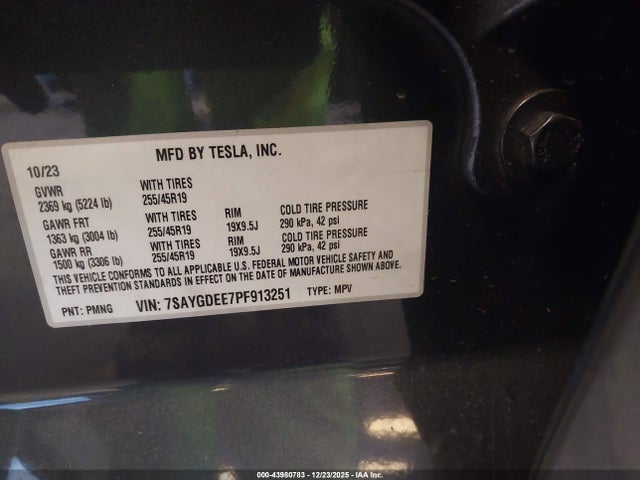 2023 TESLA MODEL Y 7SAYGDEE7PF913251 Photo 8