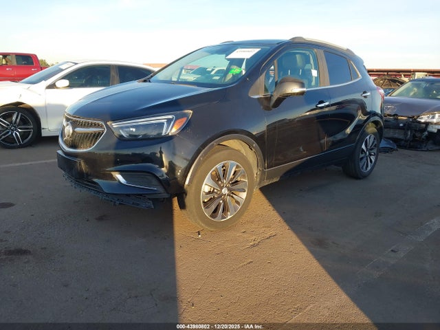Buick Encore Essence 2018 KL4CJCSB8JB657316 Image 2