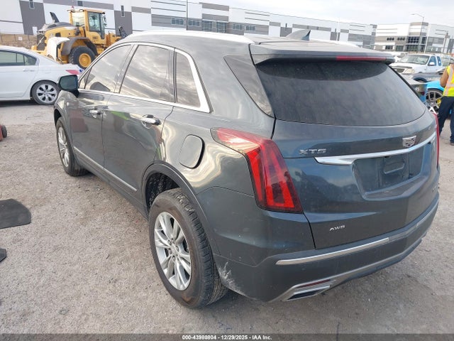 2020 CADILLAC XT5 1GYKNDRS5LZ193679 Photo 2
