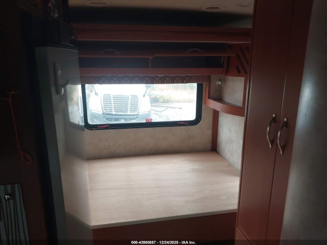 43980857 :رقم المزاد ، WDAPF4CC1B9471375 vin ، 2011 Mercedes-benz Sprinter 3500 مزاد بيع