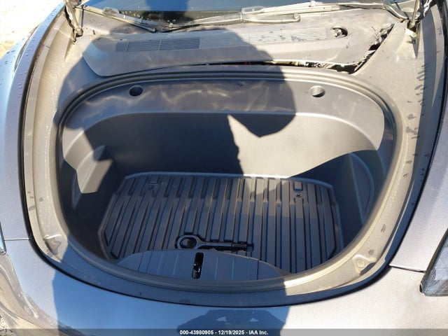 2023 TESLA MODEL 3 5YJ3E1EA1PF705021 Photo 9