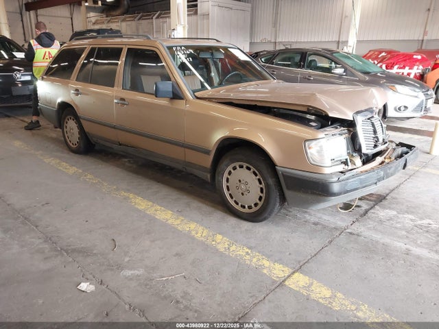 1987 MERCEDES-BENZ 300 WDBEB93D0HF027337