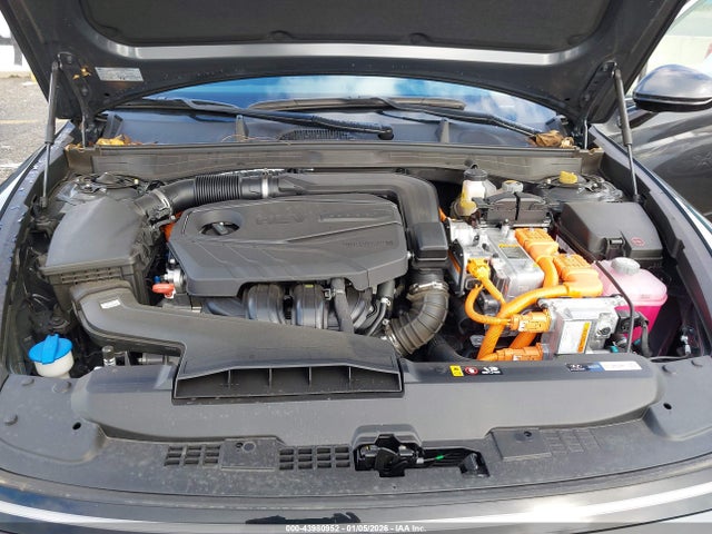 KMHL34JJ8SA127834 Hyundai Sonata Hybrid Sel