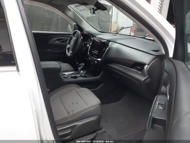 Продаж на аукціоні авто 2021 Chevrolet Traverse Fwd Ls, vin: 1GNERFKW2MJ232655, номер лоту: 43981005