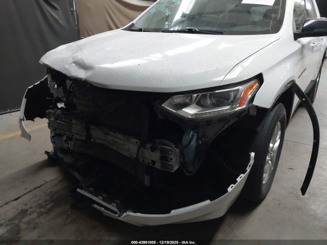 Продаж на аукціоні авто 2021 Chevrolet Traverse Fwd Ls, vin: 1GNERFKW2MJ232655, номер лоту: 43981005