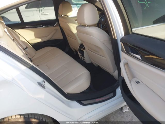 2019 BMW 530I WBAJA5C57KWW05734 Photo 7