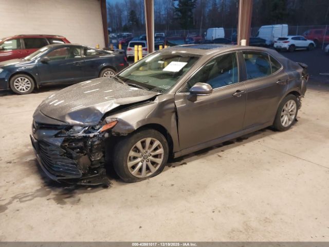 2018 TOYOTA CAMRY 4T1B11HK8JU110740 Photo 1