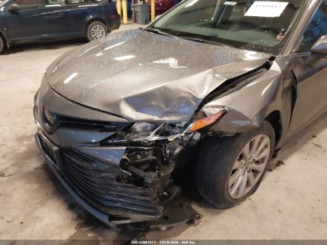 2018 TOYOTA CAMRY 4T1B11HK8JU110740 Photo 5