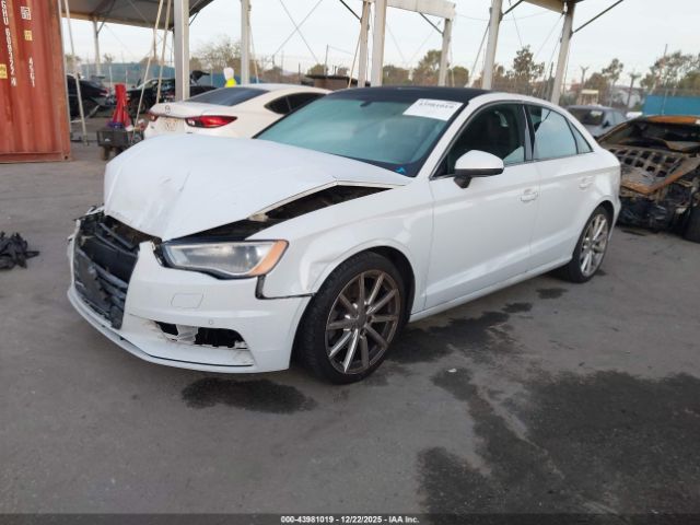 2015 AUDI A3 WAUCCGFF5F1072272 Photo 1