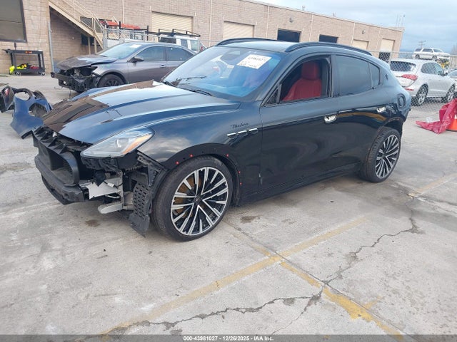 2023 MASERATI GRECALE ZN682AVMXP7409279 Photo 1