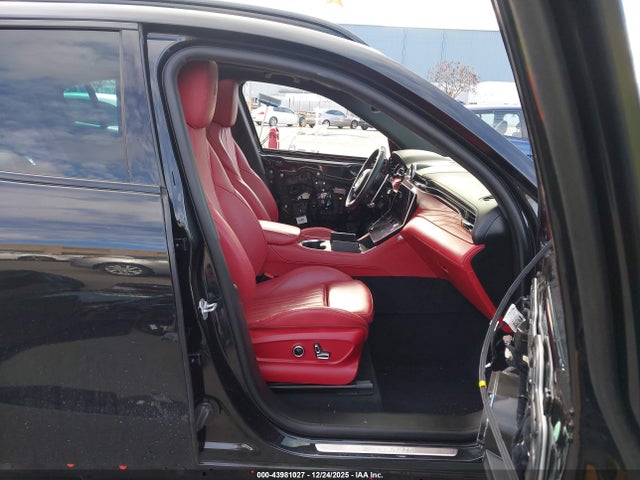 2023 MASERATI GRECALE ZN682AVMXP7409279 Photo 4