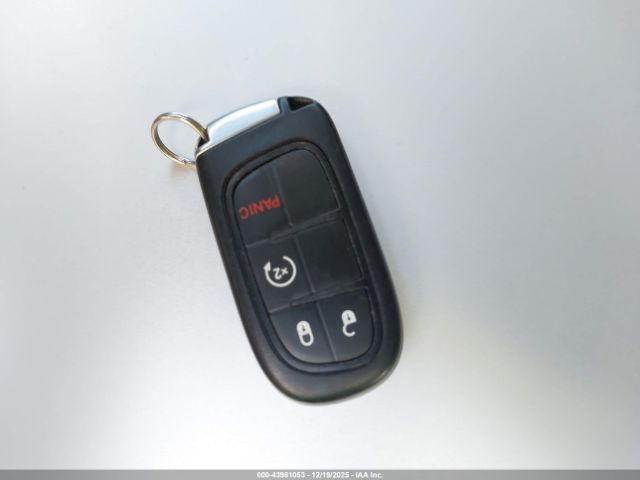 2018 RAM 1500 1C6RR7NM5JS356281 Photo 10