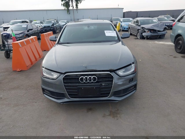Audi A4 2.0t Premium 2015 WAUEFAFL7FN039639 Image 12