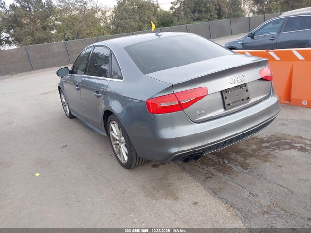 Audi A4 2.0t Premium 2015 WAUEFAFL7FN039639 Image 3
