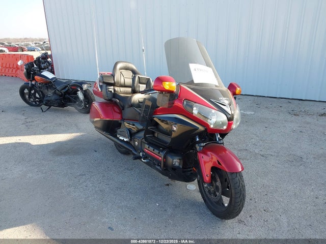 2015 HONDA GL1800 JH2SC68Y8FK100168