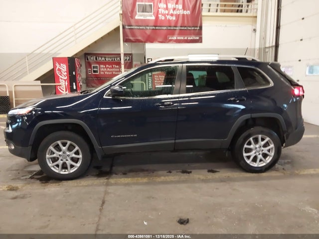 1C4PJMCS9GW306928 Jeep Cherokee Latitude