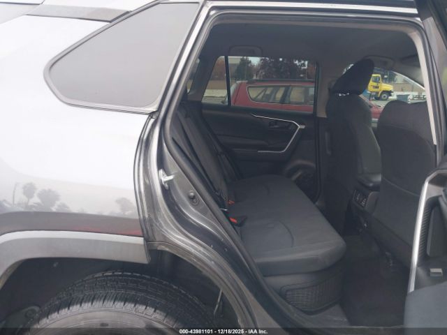 2021 TOYOTA RAV4 HYBRID 4T3M6RFV8MU016102 Photo 7