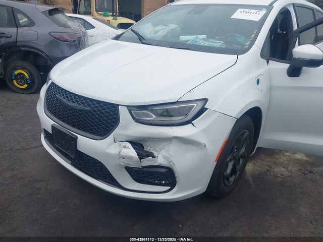 2023 CHRYSLER PACIFICA HYBRID 2C4RC1L74PR618631 Photo 5