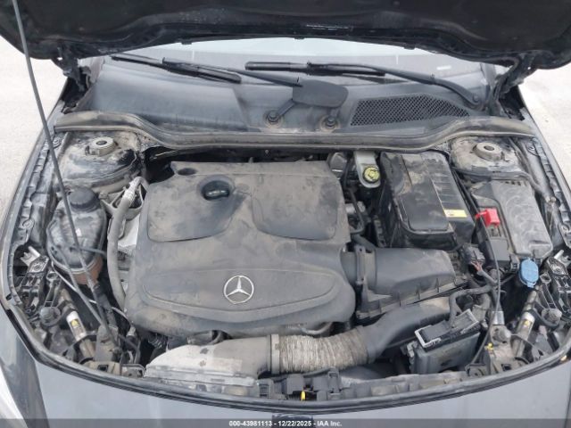 2015 MERCEDES-BENZ CLA 250 WDDSJ4GB7FN217115 Photo 9