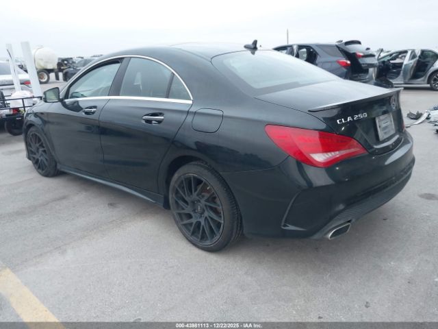2015 MERCEDES-BENZ CLA 250 WDDSJ4GB7FN217115 Photo 2