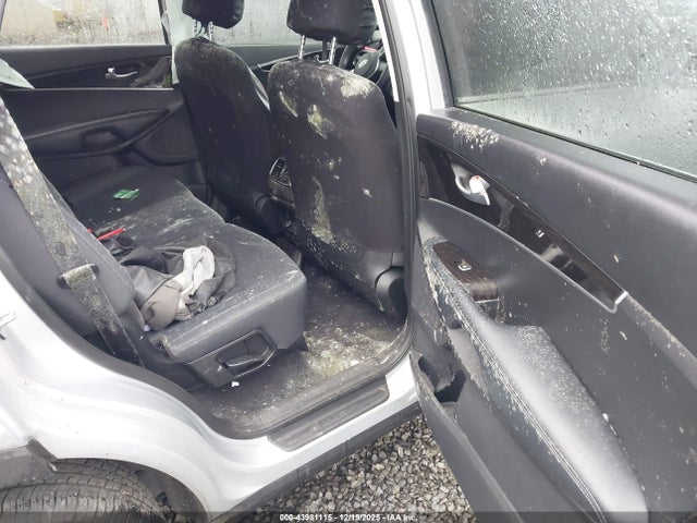 5XYPGDA5XKG464356 KIA Sorento 3.3l Lx