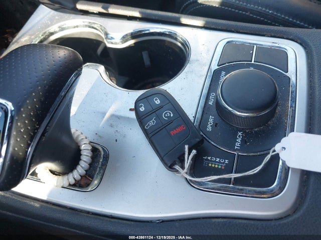 43981124 :رقم المزاد ، 1C4RJFDJXEC235909 vin ، 2014 Jeep Grand Cherokee Srt-8 مزاد بيع
